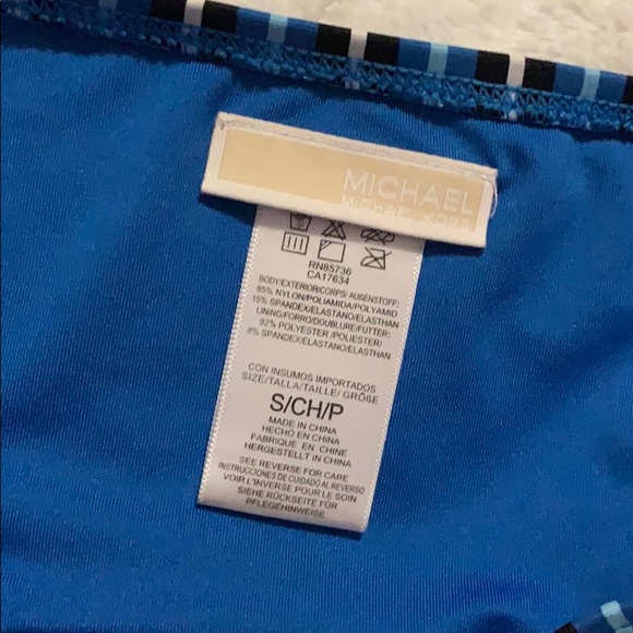 Two piece bikini - Picture 2 of 3